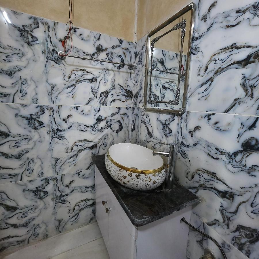 Hotel Royal Afghan New Delhi Ngoại thất bức ảnh