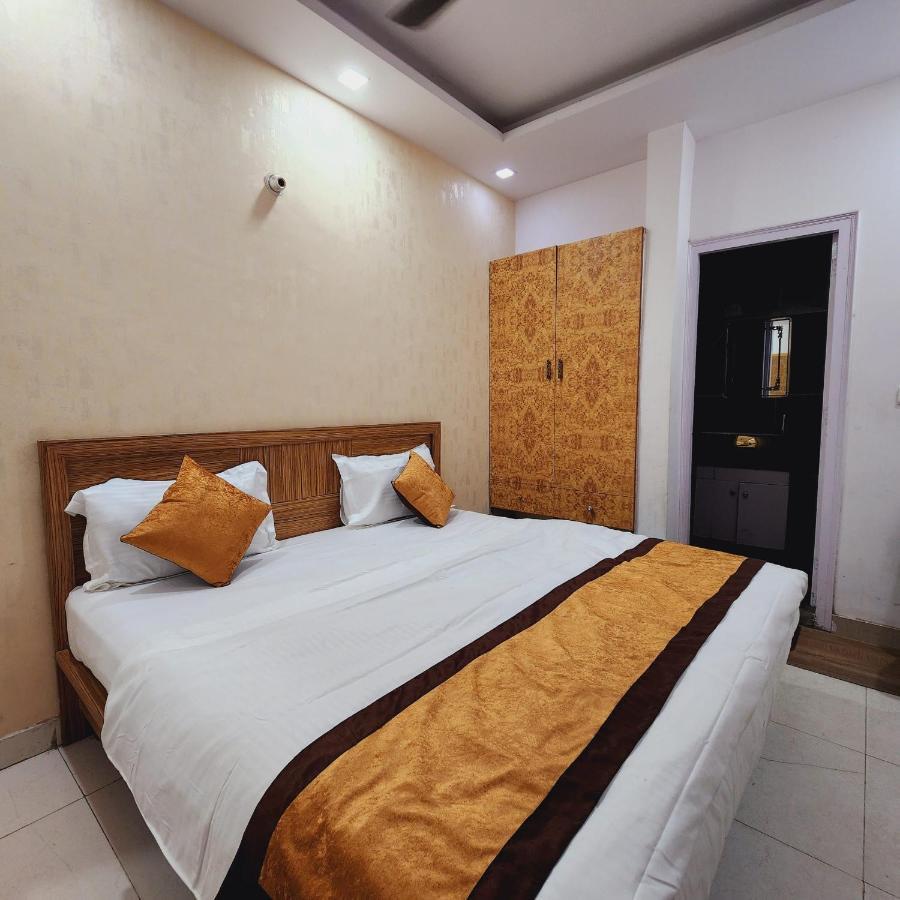 Hotel Royal Afghan New Delhi Ngoại thất bức ảnh