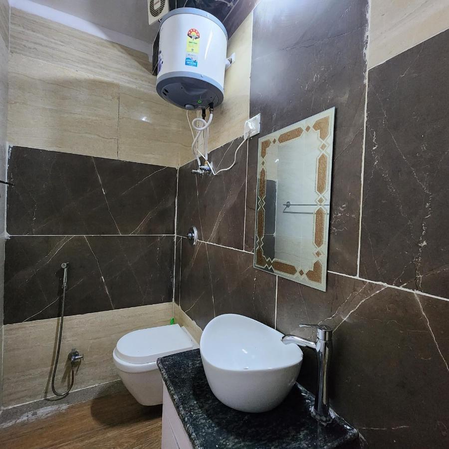Hotel Royal Afghan New Delhi Ngoại thất bức ảnh