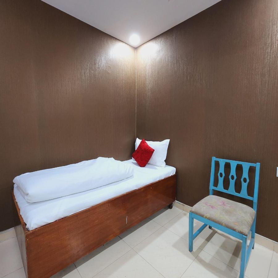Hotel Royal Afghan New Delhi Ngoại thất bức ảnh