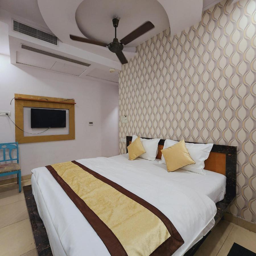 Hotel Royal Afghan New Delhi Ngoại thất bức ảnh