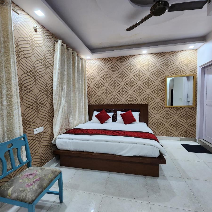 Hotel Royal Afghan New Delhi Ngoại thất bức ảnh